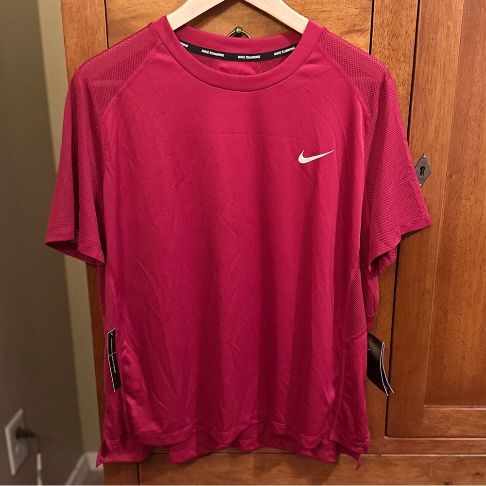 Nike Dri-FIT Running Short Sleeve Top Crimson Red 1X NWT - Picture 2 of 11